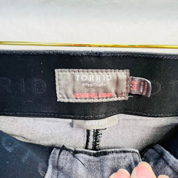 Torrid Bombshell Skinny High-Rise Stretch Denim Dark Grey Wash Distressed SZ 14 - Picture 9 of 15